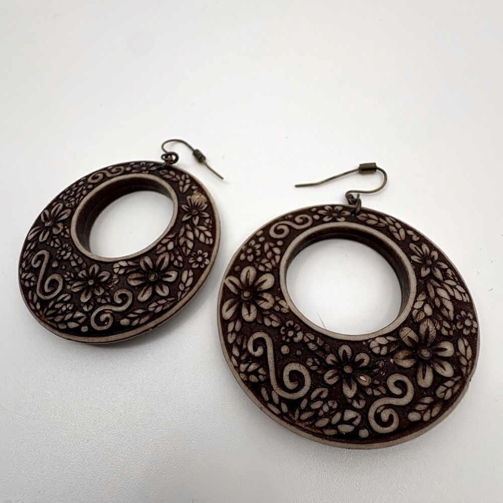 Boho Floral Carved Dangle Earrings